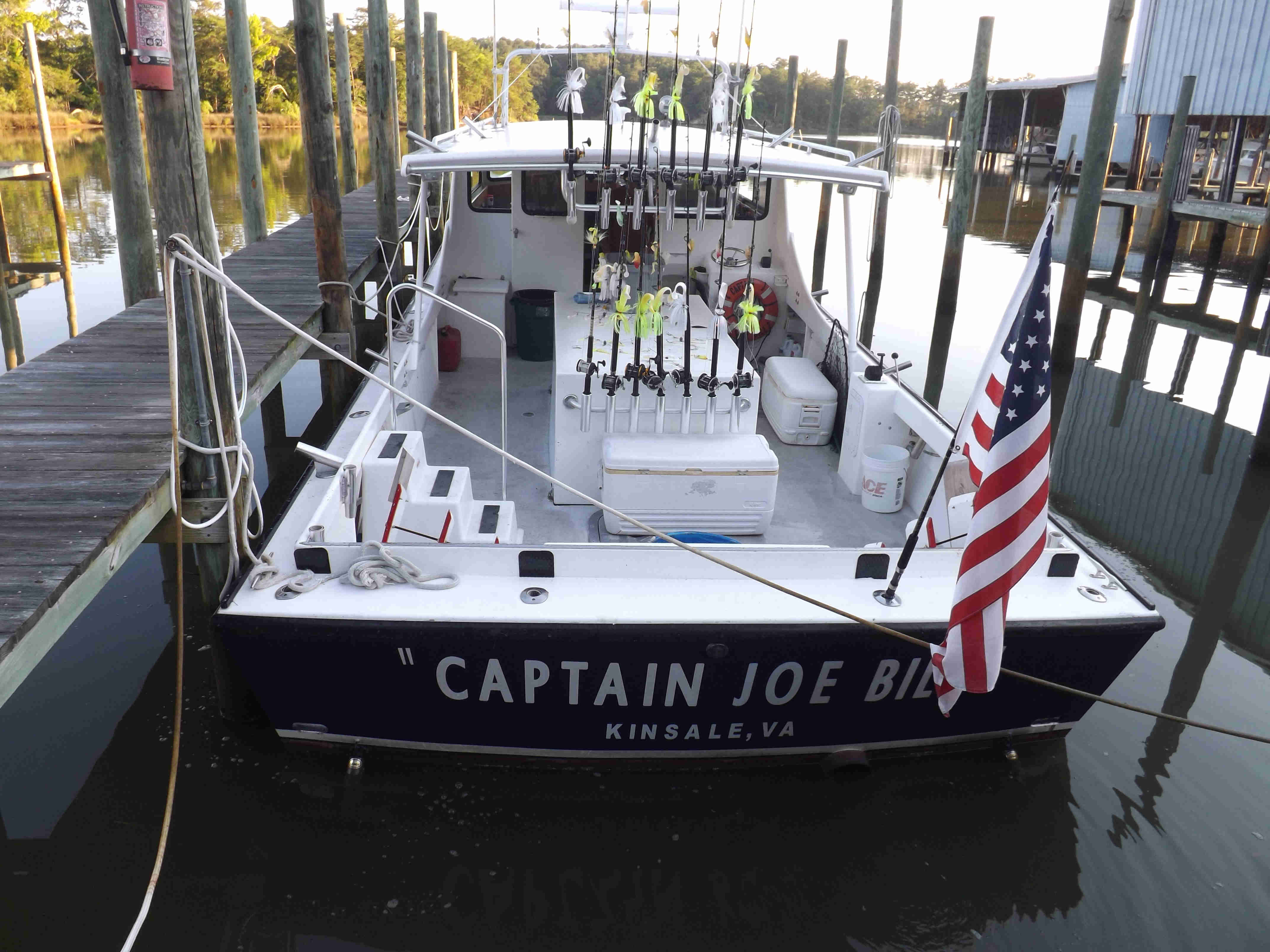 Captain Joe Bill boat sits in dock before fishing charter